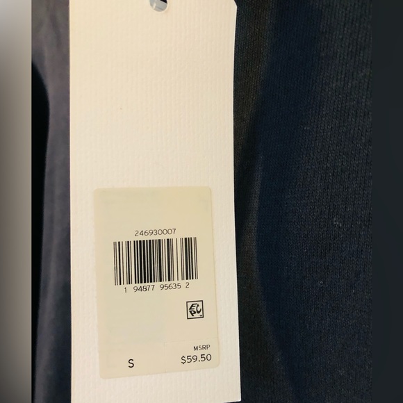 Levi’s sweatsuit (S) - Picture 8 of 9